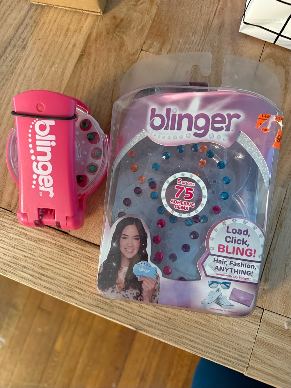 Blinger Adhesive Gem Set & Pink Applicator
